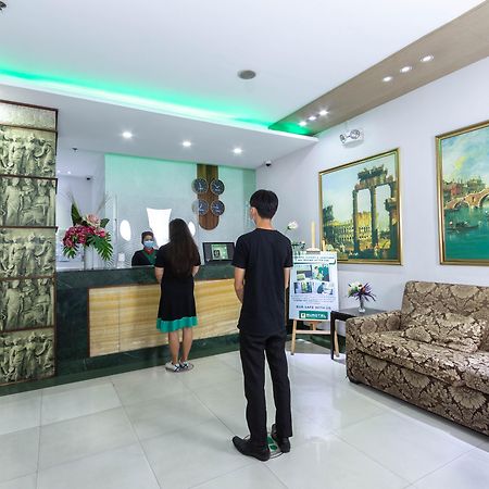 Eurotel Vivaldi Araneta เกซอนซิตี้ ภายนอก รูปภาพ