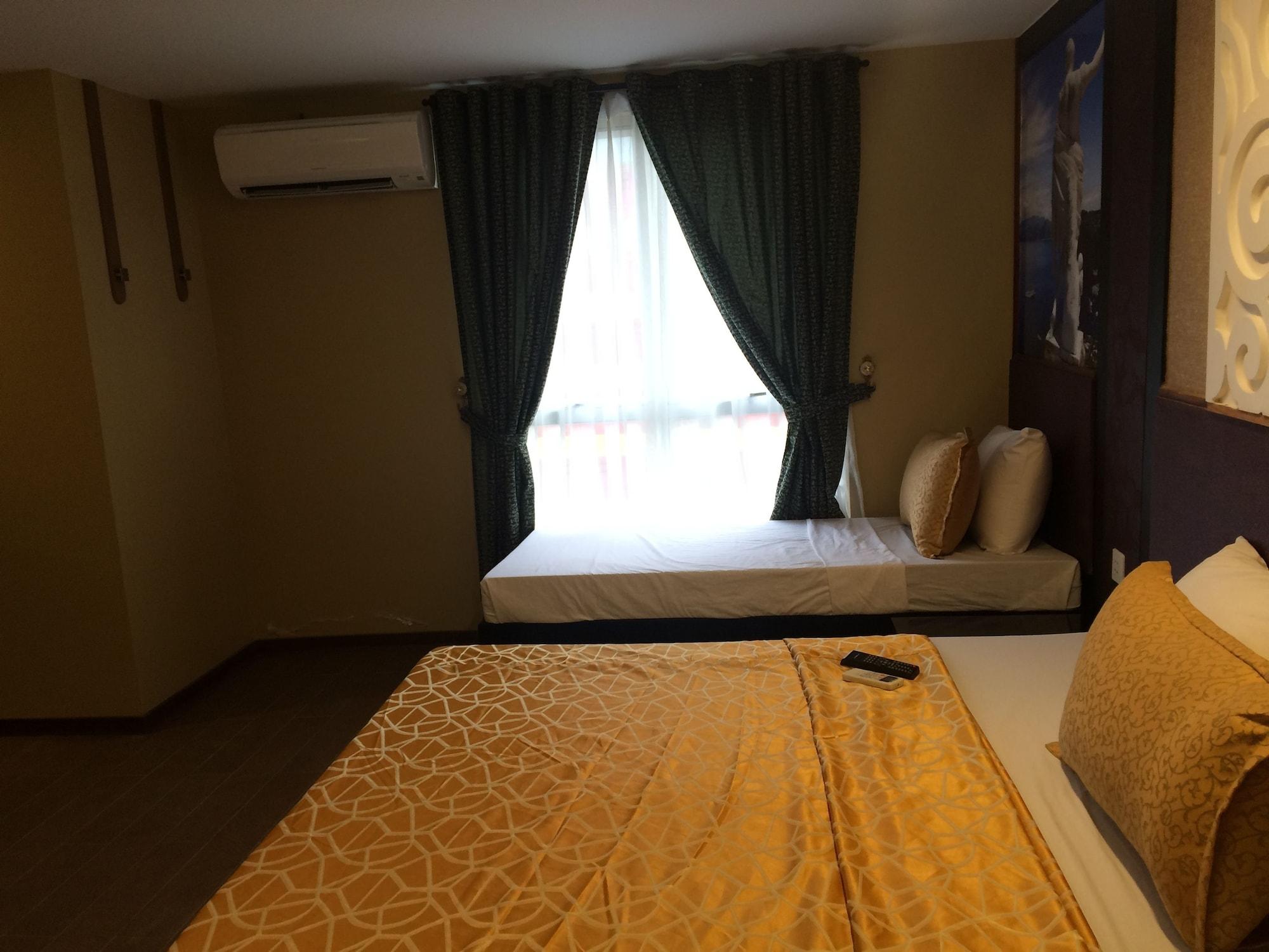 Eurotel Vivaldi Araneta เกซอนซิตี้ ภายนอก รูปภาพ