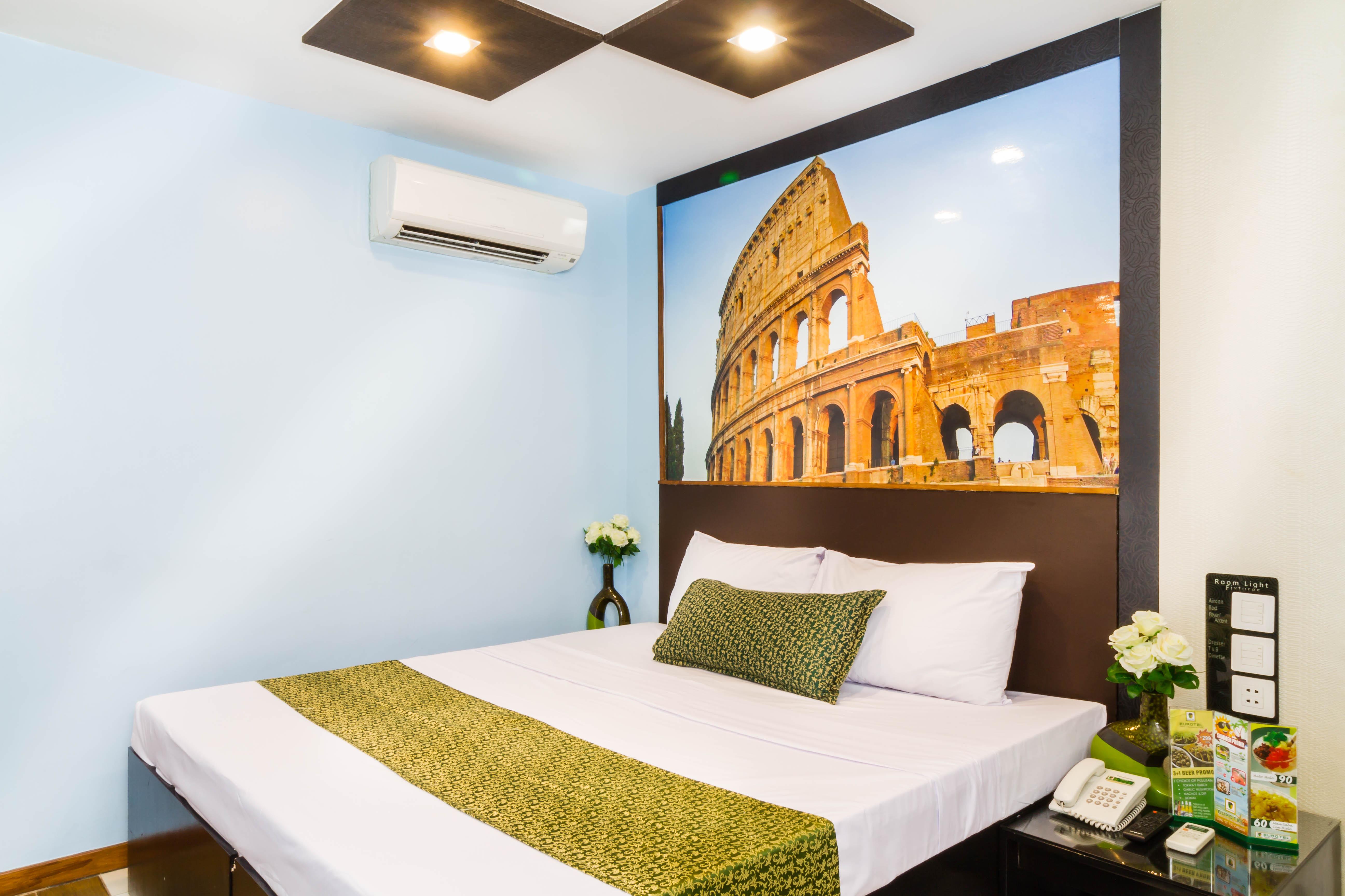 Eurotel Vivaldi Araneta เกซอนซิตี้ ภายนอก รูปภาพ