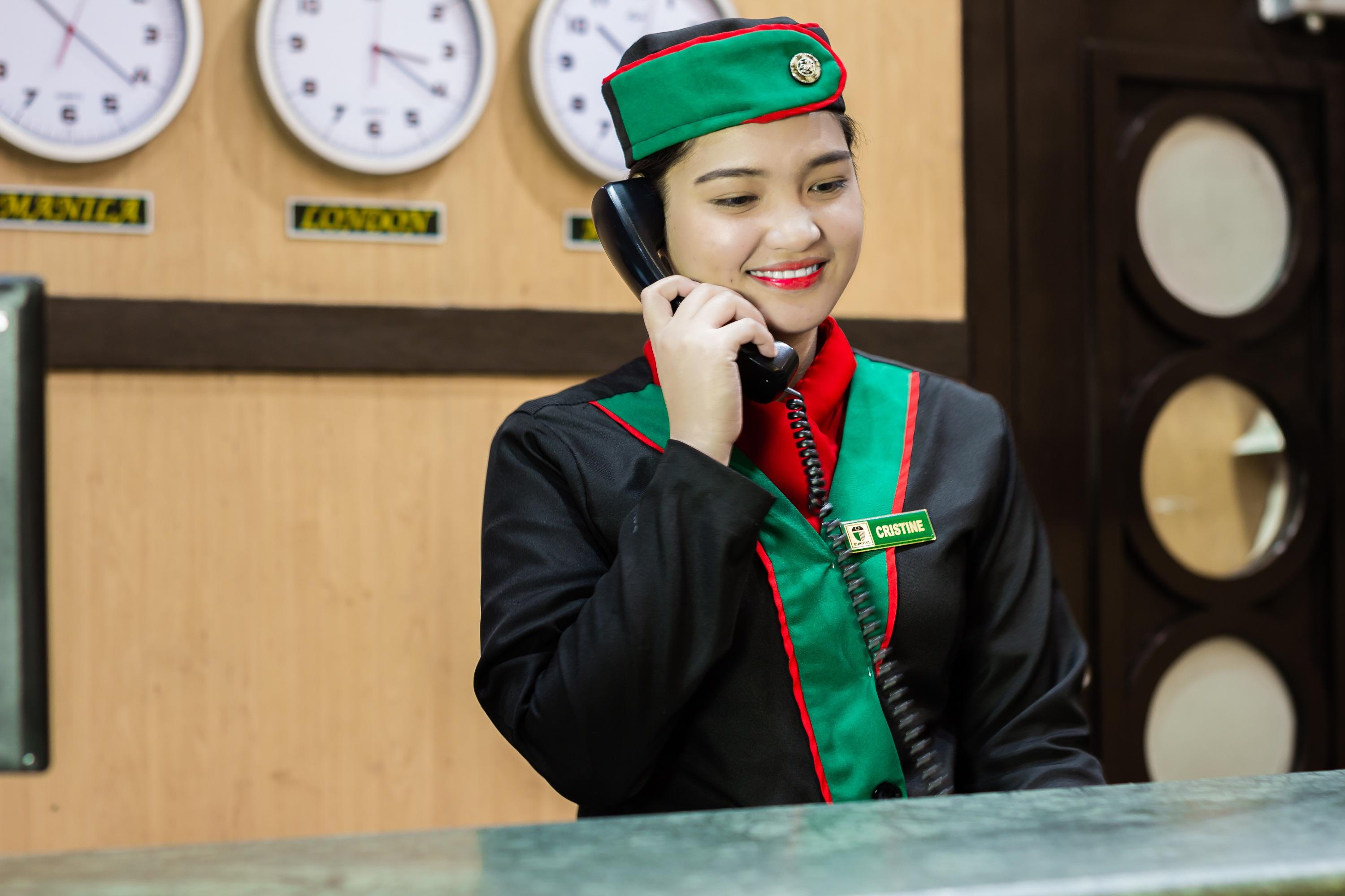 Eurotel Vivaldi Araneta เกซอนซิตี้ ภายนอก รูปภาพ