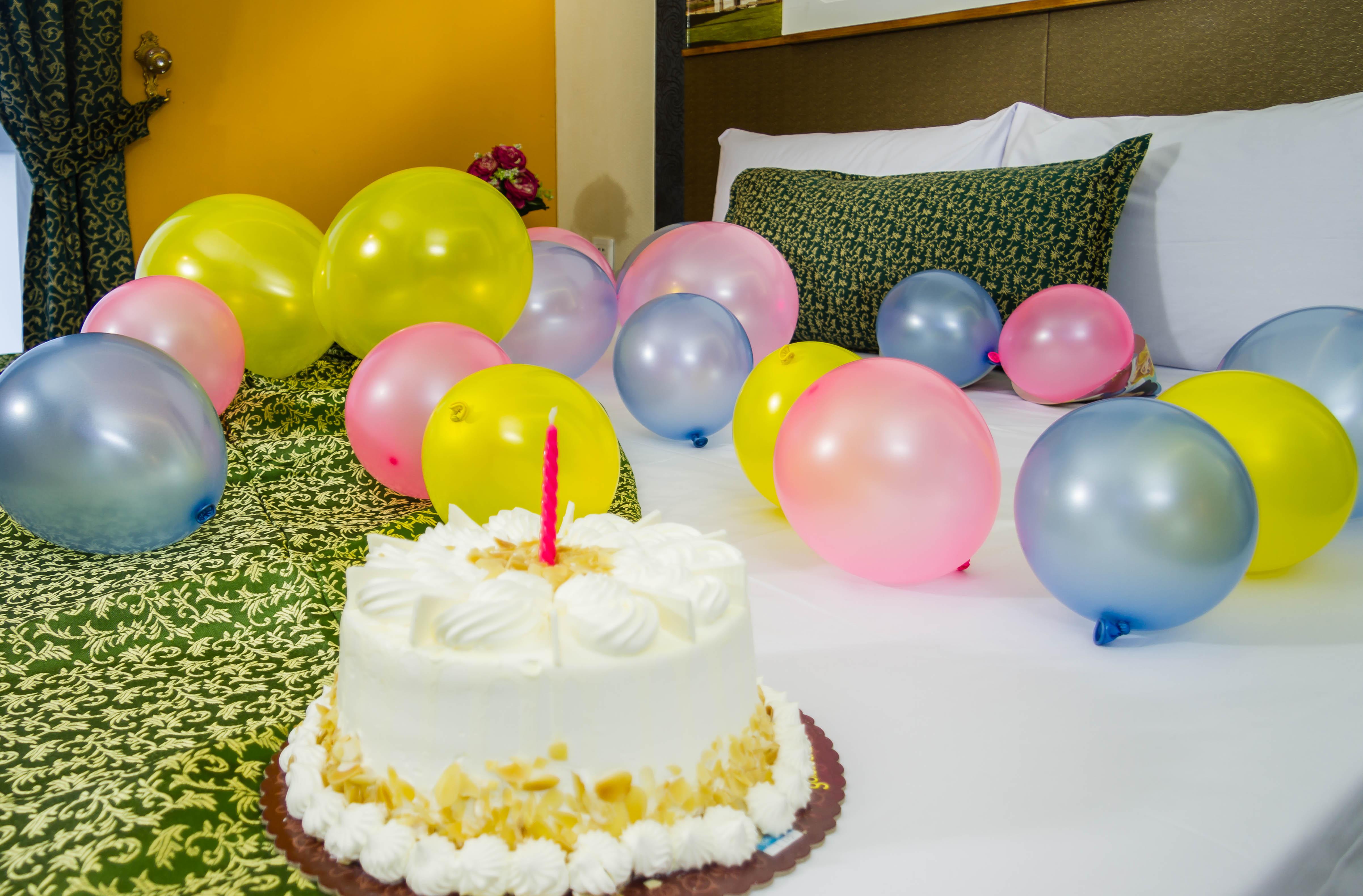 Eurotel Vivaldi Araneta เกซอนซิตี้ ภายนอก รูปภาพ
